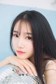 色愁久久久人愁久下一句怎么接